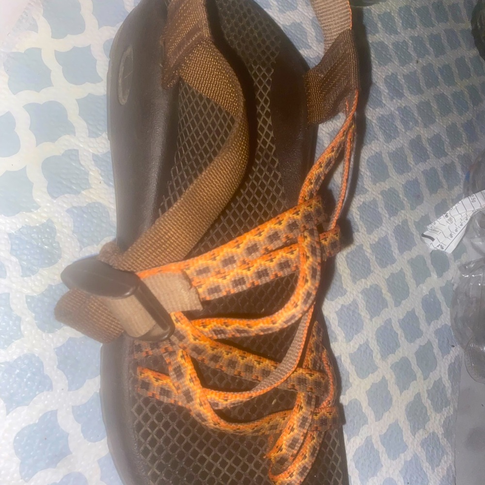 Chaco womens s8